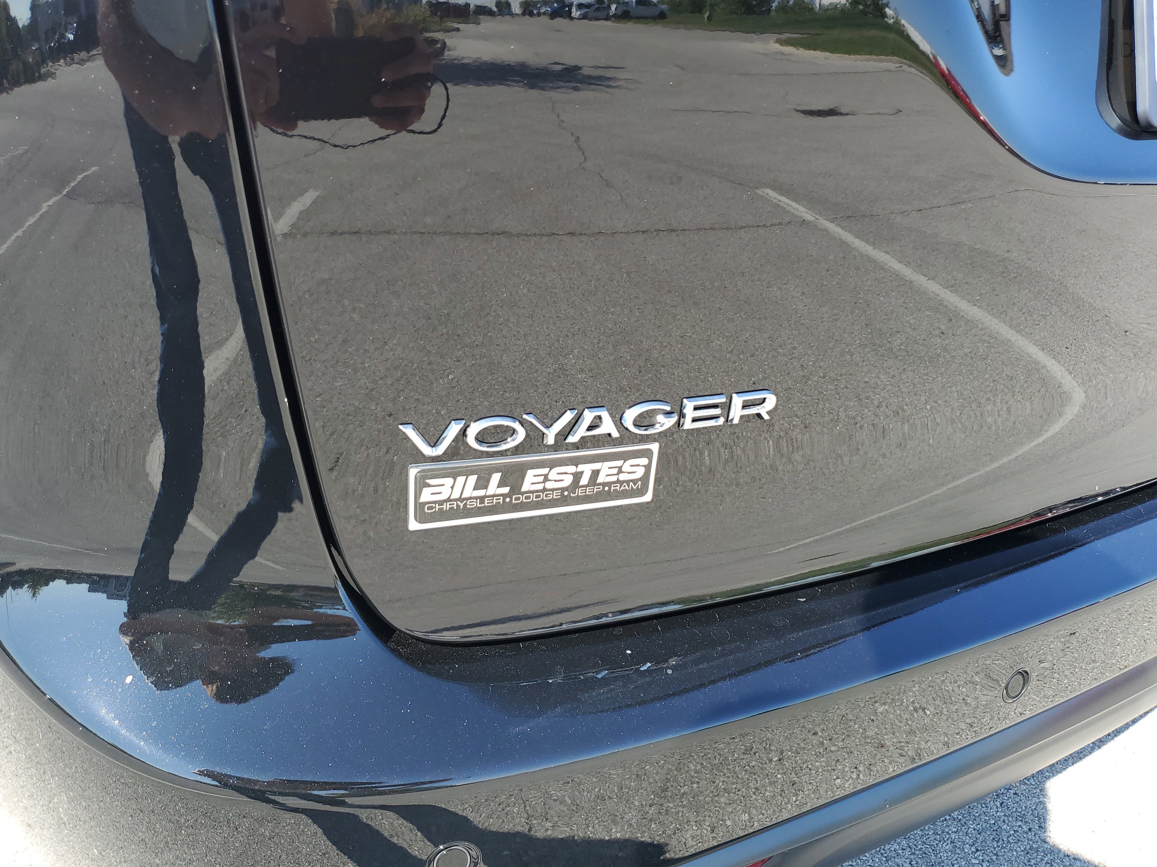 New 2026 Chrysler Voyager LX image 6