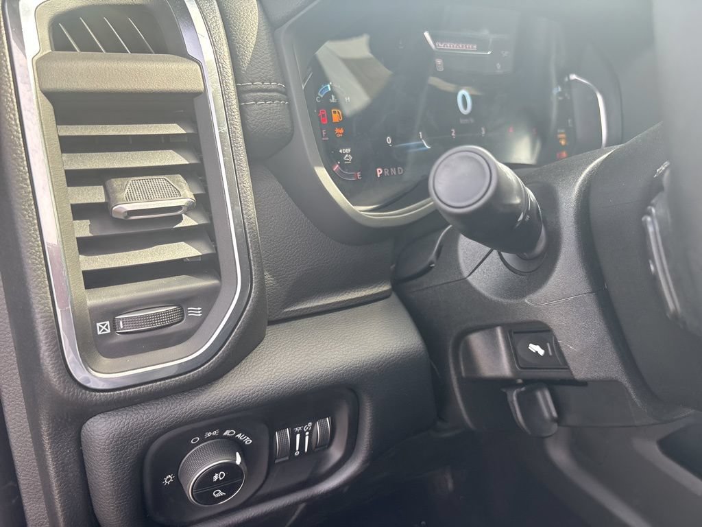 New 2026 RAM 2500 Laramie AWD/4WD image 20