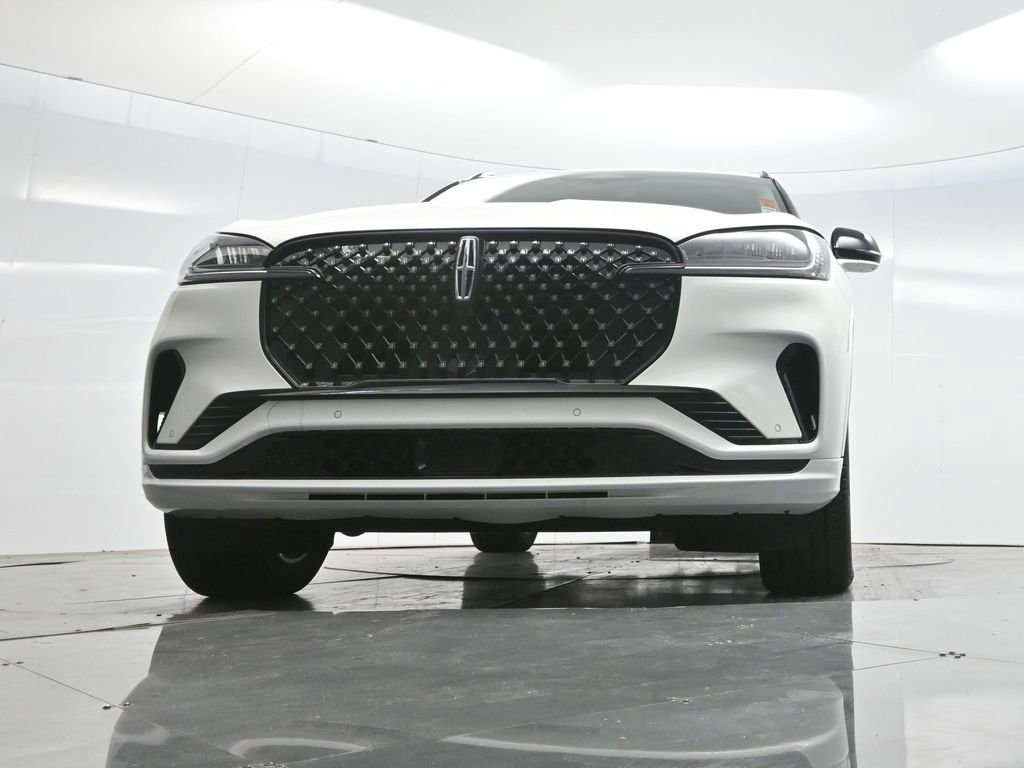 Used 2025 Lincoln Aviator 2WD w/ Jet Appearance Package image 50