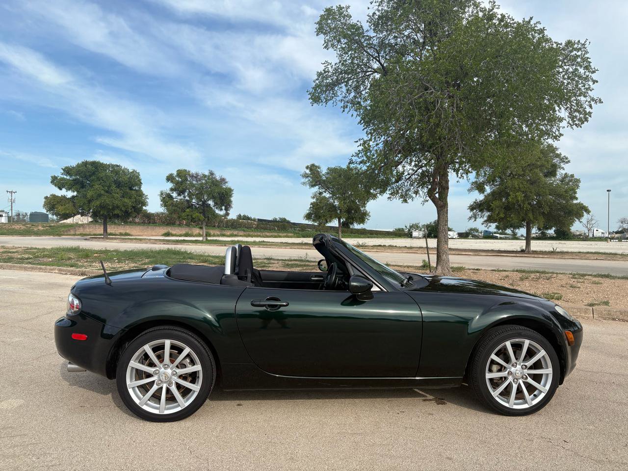 Used 2007 MAZDA MX-5 Miata Touring RWD image 26