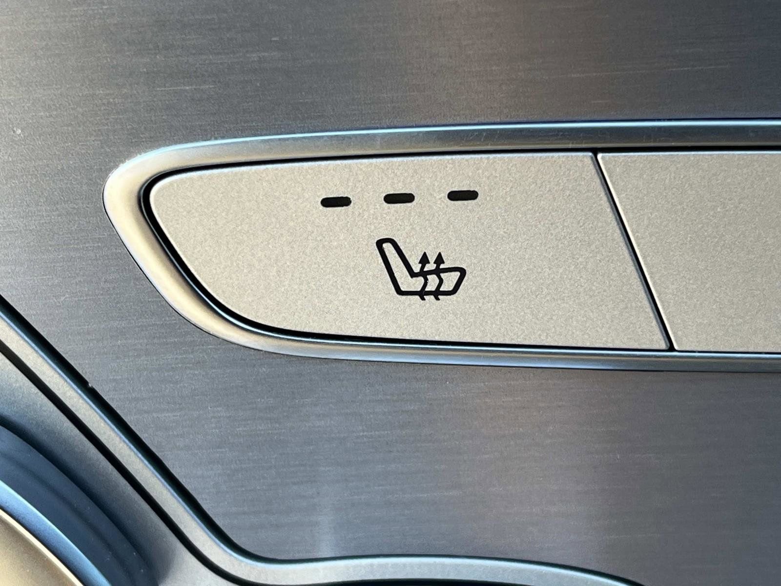 Certified 2020 Mercedes-Benz C 63 AMG Coupe image 20