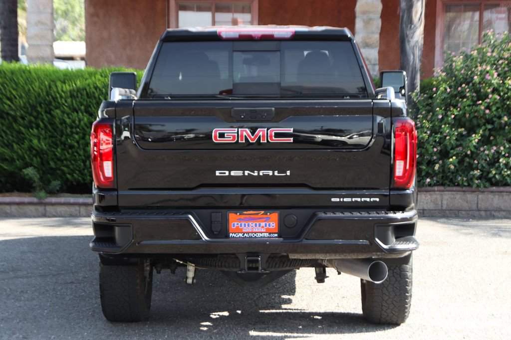 Used 2022 GMC Sierra 3500 Denali AWD/4WD image 8