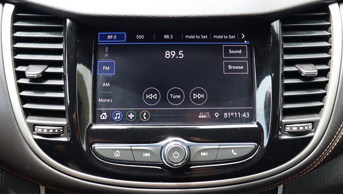 Used 2020 Chevrolet Trax LS FWD image 47