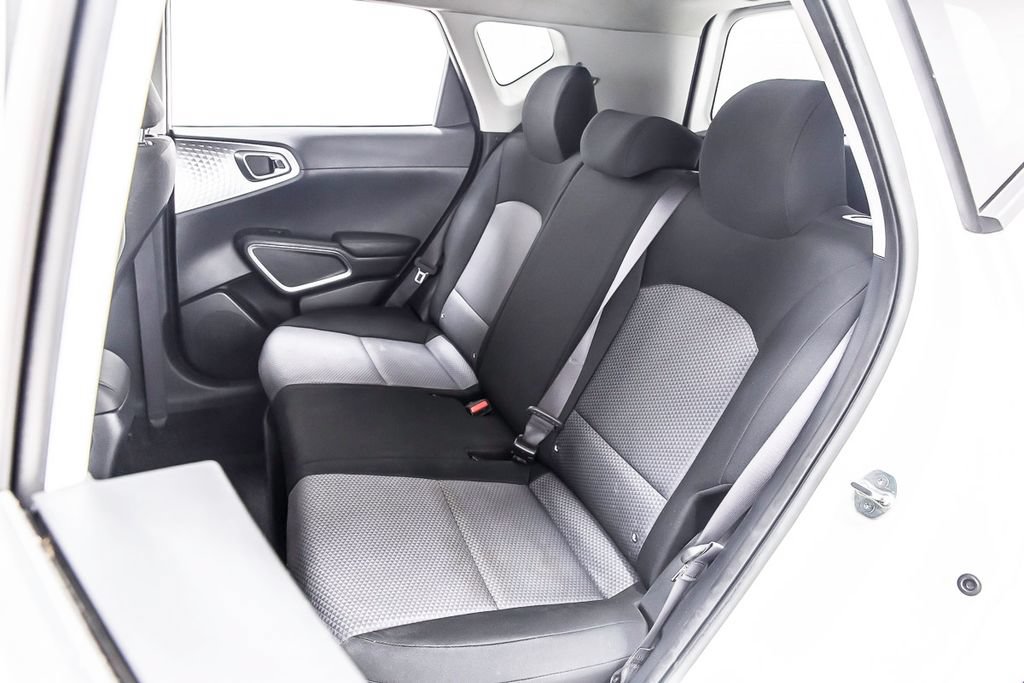 Used 2024 Kia Soul LX w/ Option Group 015 FWD image 29