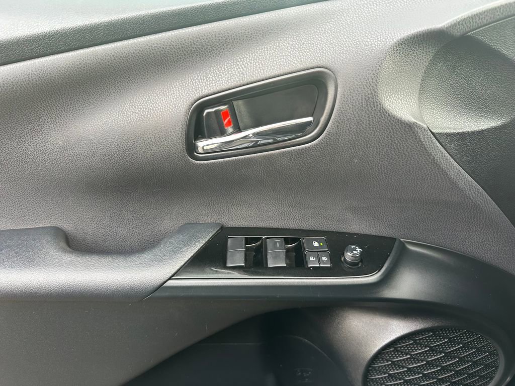 Used 2022 Toyota Prius LE image 61