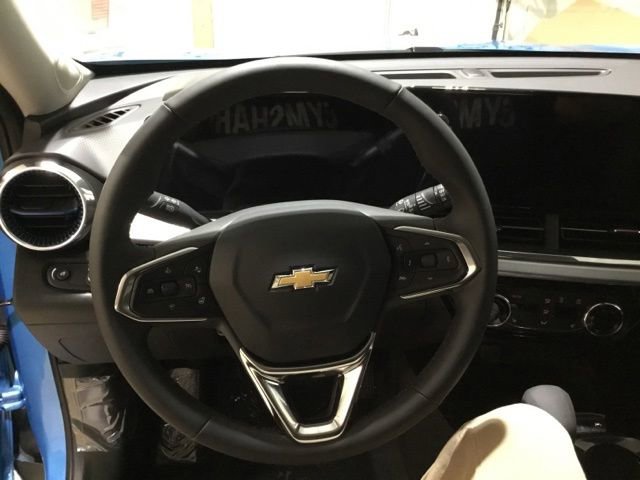 New 2026 Chevrolet Trax LT FWD image 24