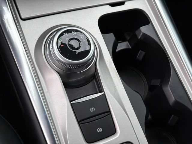 Used 2023 Ford Explorer XLT w/ Equipment Group 202A RWD image 29