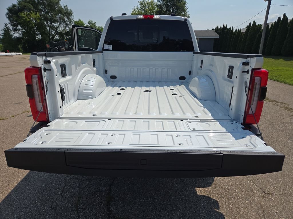 New 2026 Ford F250 Platinum w/ Tremor Off-Road Package AWD/4WD image 15
