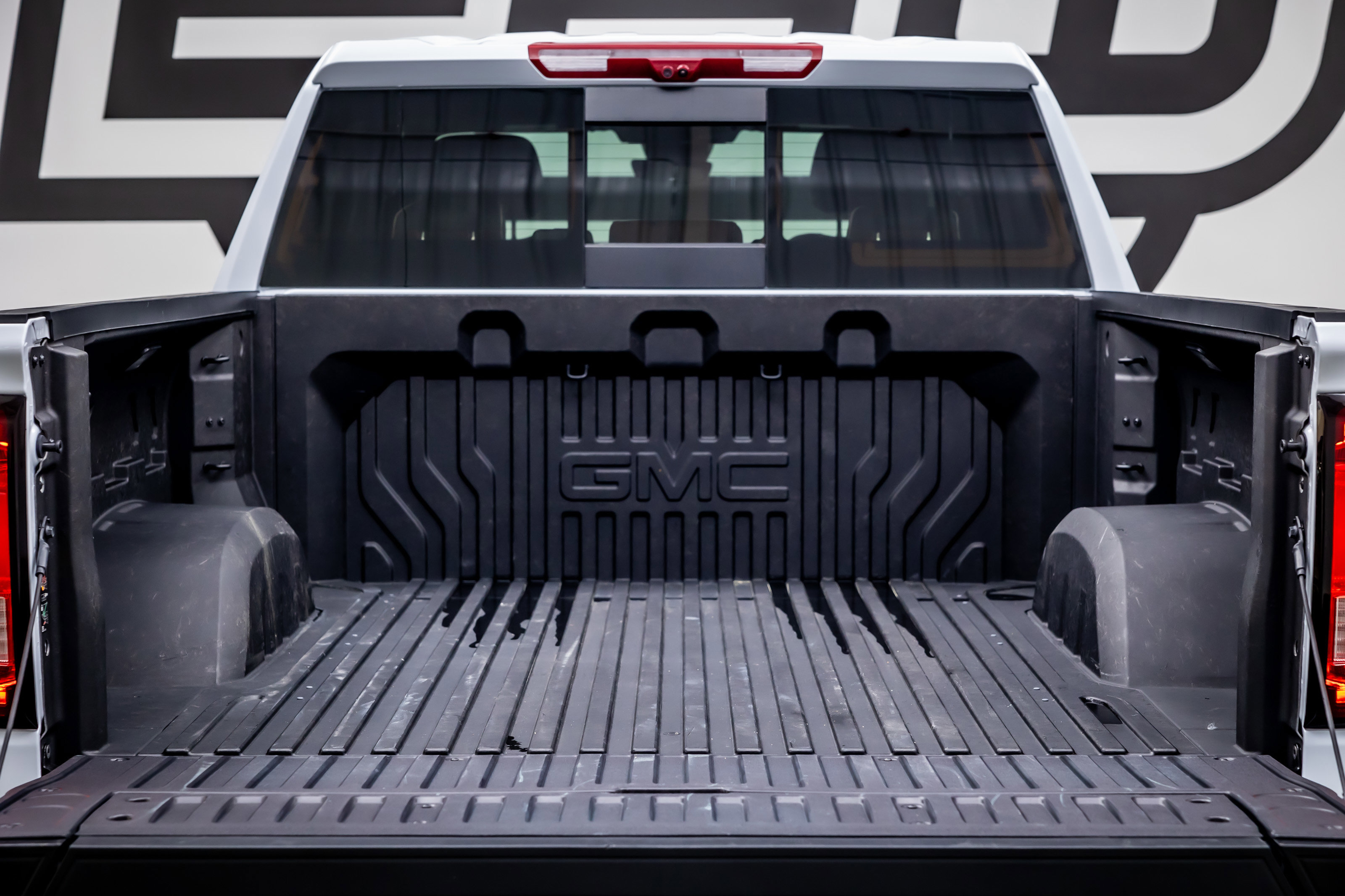 Used 2026 GMC Sierra 1500 Denali Ultimate AWD/4WD image 37