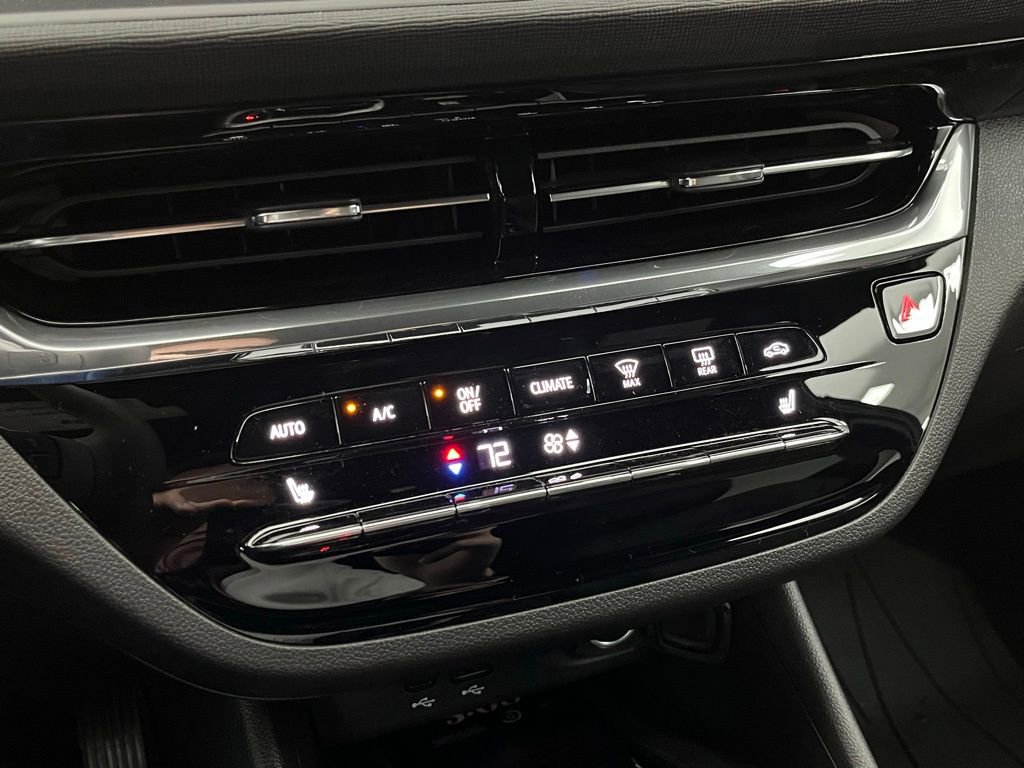 New 2025 Buick Envista Avenir image 21