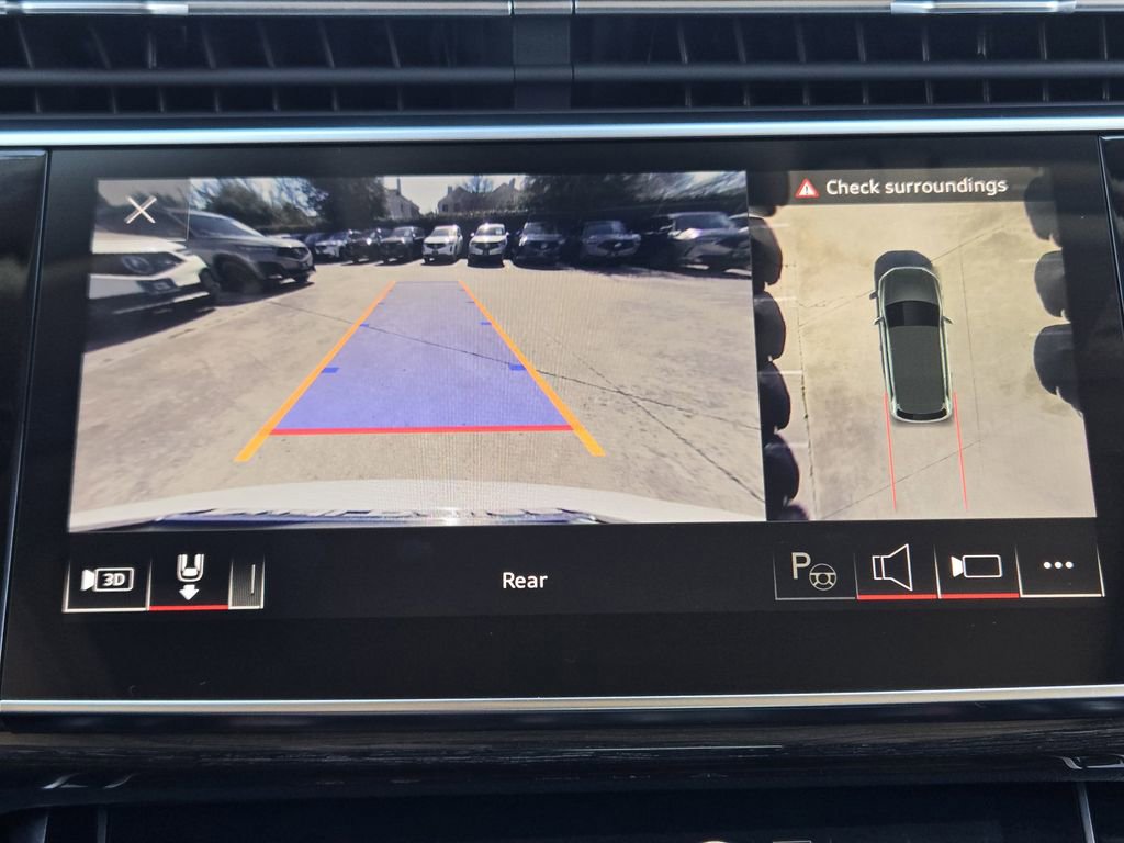 Certified 2023 Audi Q7 3.0T Prestige image 23