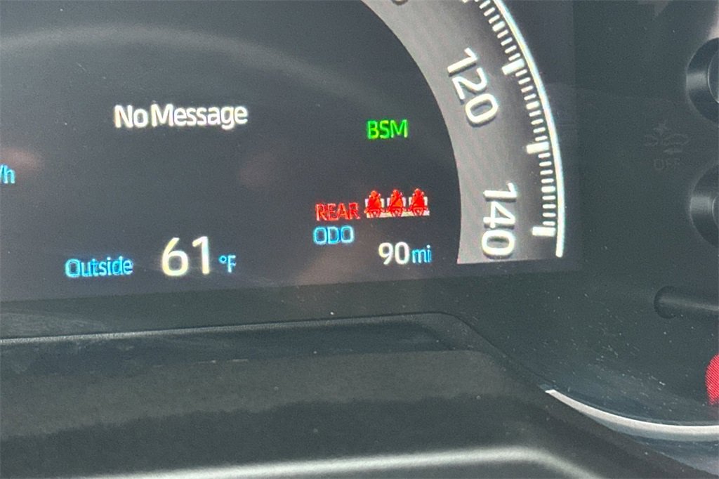 Used 2025 Toyota RAV4 XLE image 30