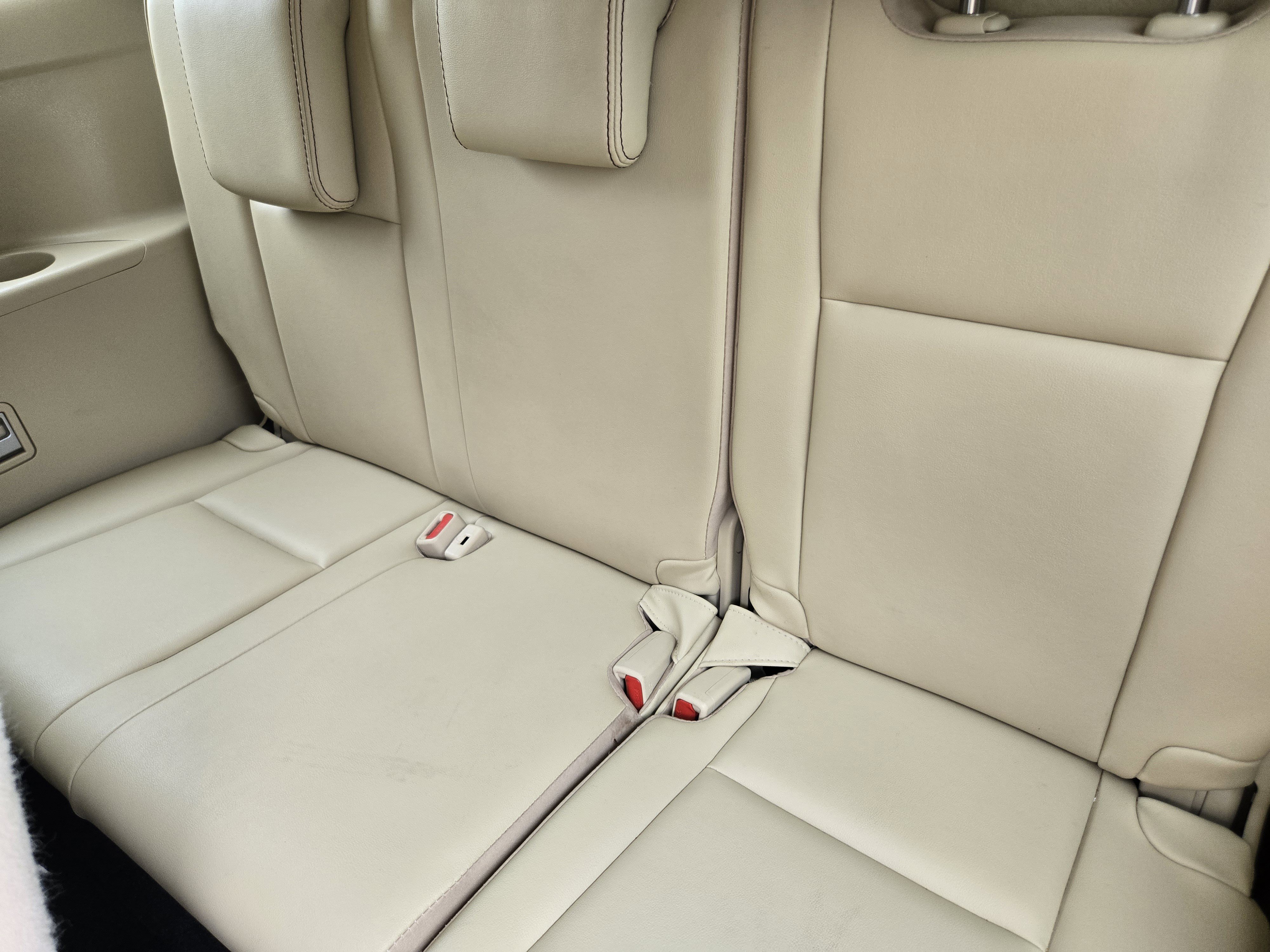 Used 2018 Toyota Highlander XLE image 23