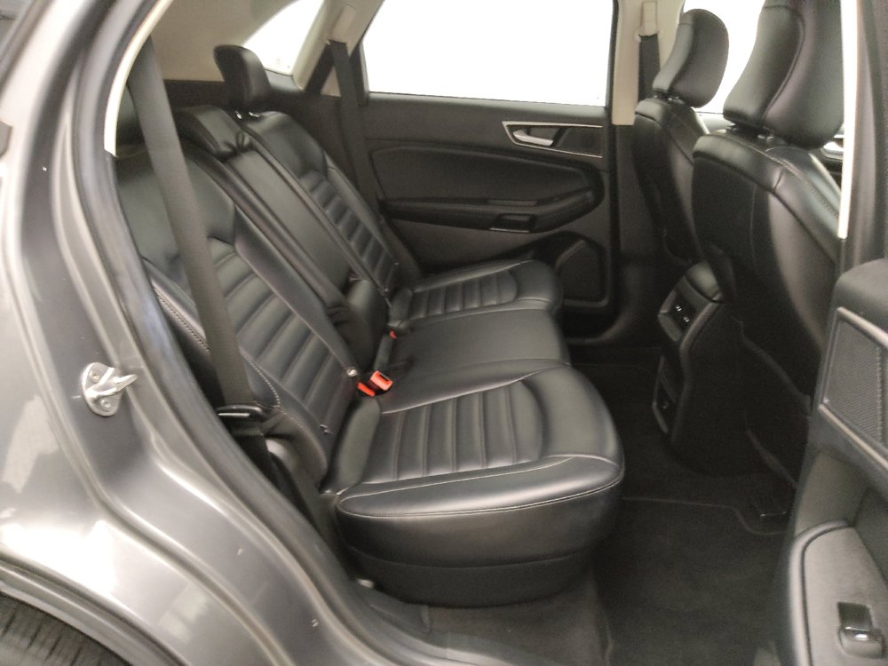 Used 2022 Ford Edge SEL image 19