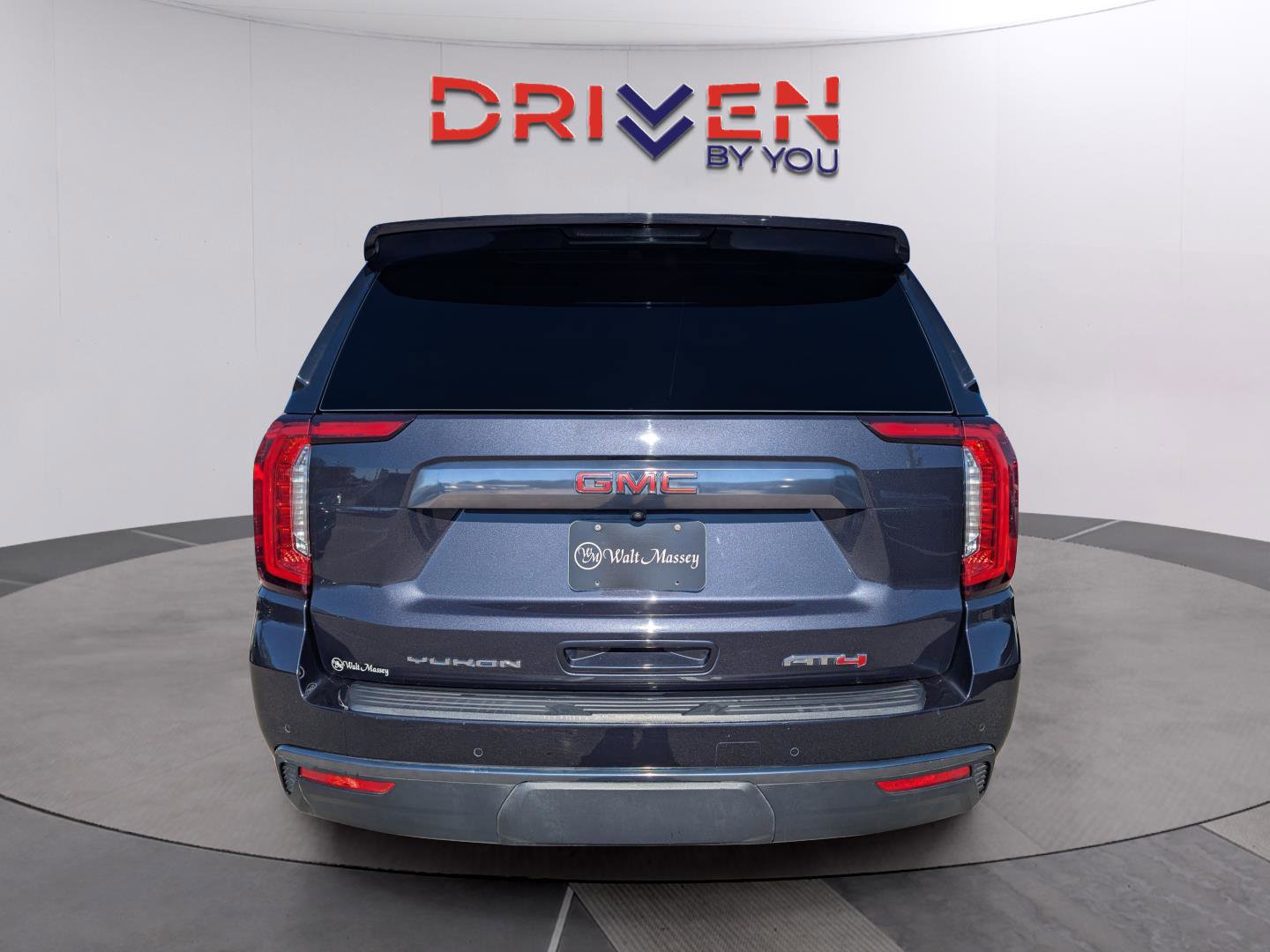 Used 2023 GMC Yukon AT4 w/ Max Trailering Package image 4