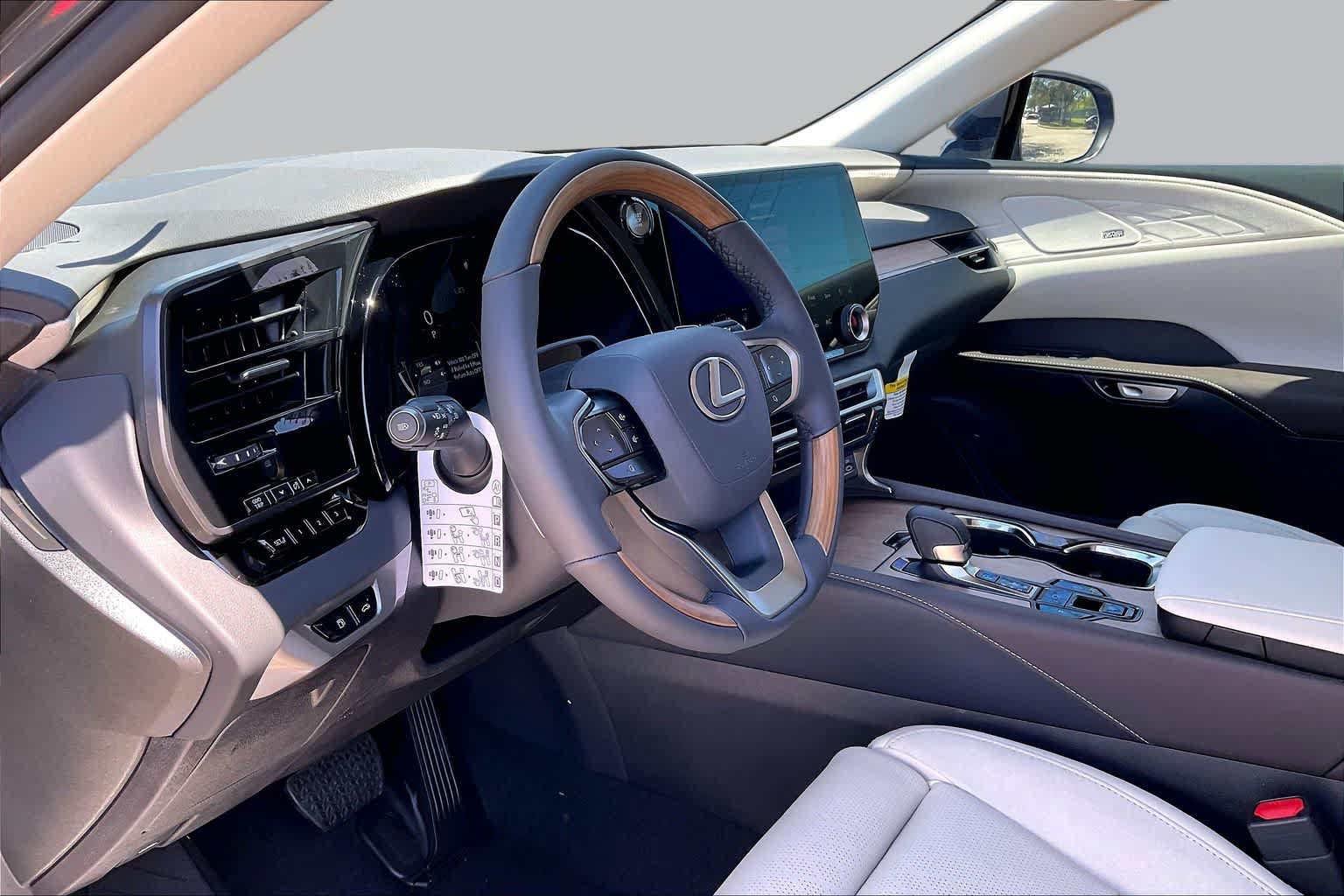 New 2026 Lexus RX 350 FWD image 10