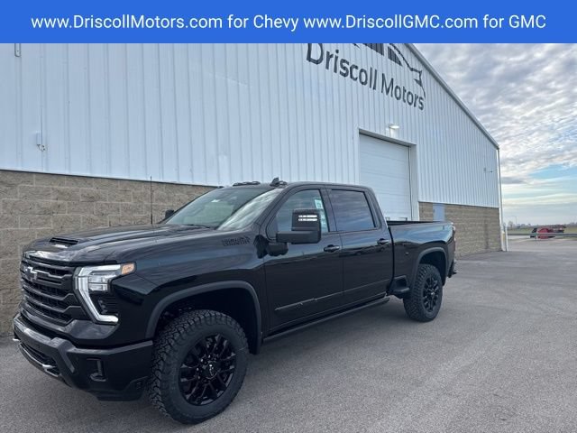 New 2026 Chevrolet Silverado 2500 High Country w/ Midnight Edition AWD/4WD image 1