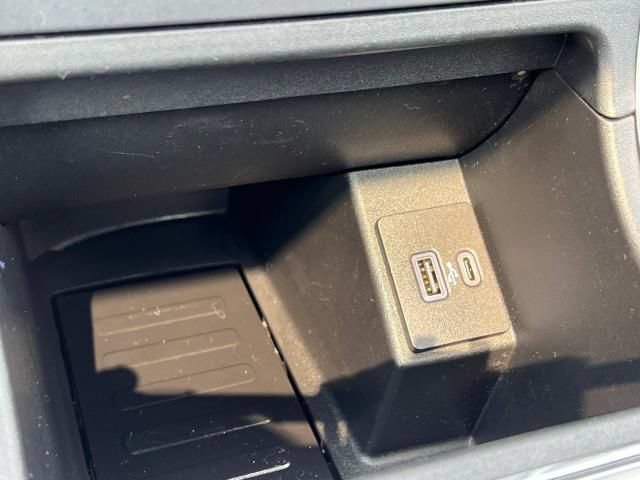 Used 2022 Ford Edge SEL w/ Convenience Package AWD/4WD image 25