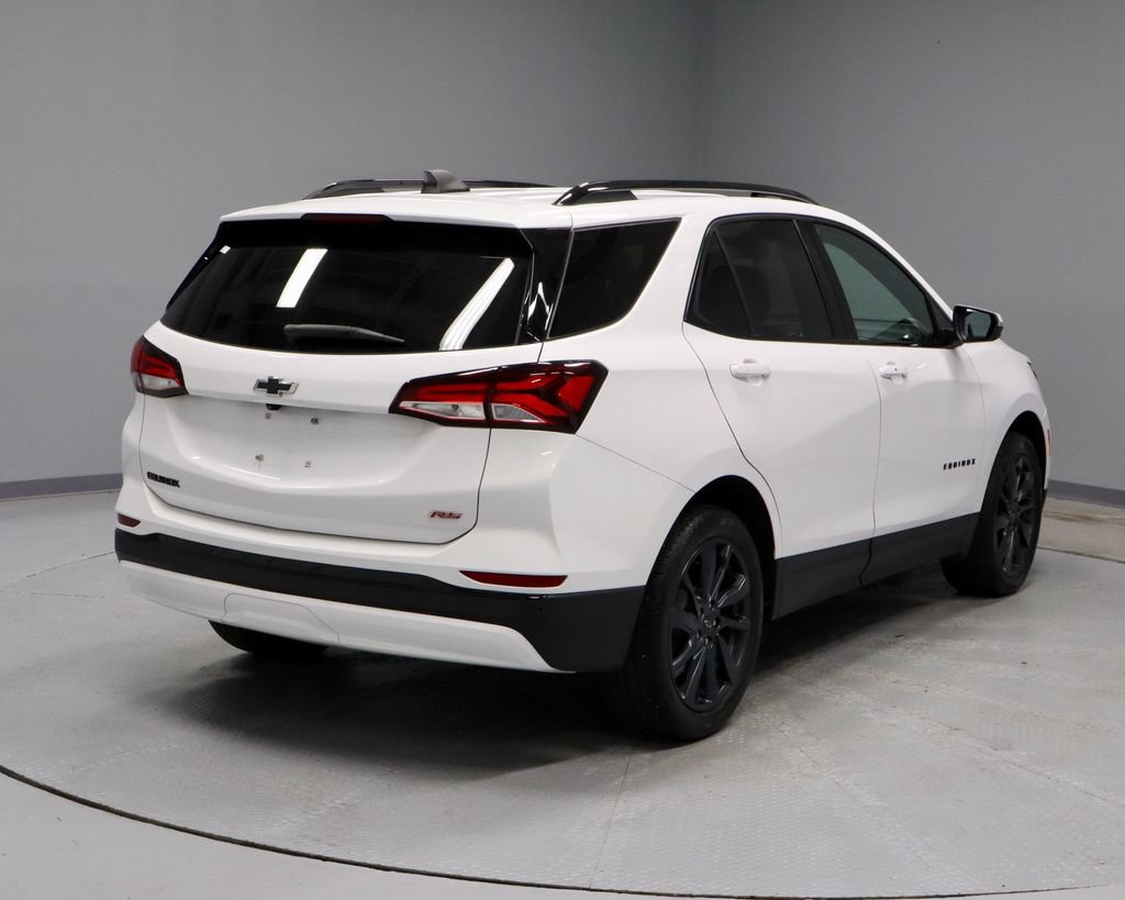 Used 2024 Chevrolet Equinox RS w/ RS Leather Package FWD image 10