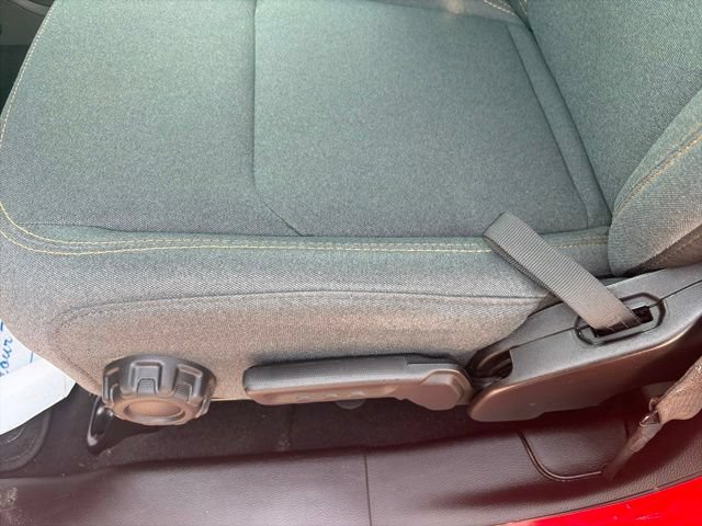 Used 2025 Jeep Wrangler Unlimited Sahara AWD/4WD image 18
