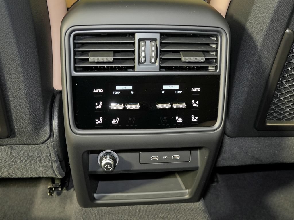 New 2026 Porsche Cayenne Coupe AWD/4WD image 38