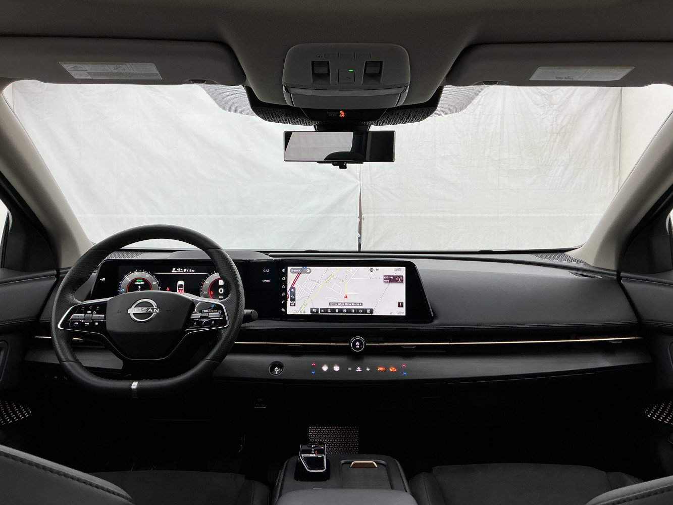 Used 2024 Nissan Ariya AWD image 28