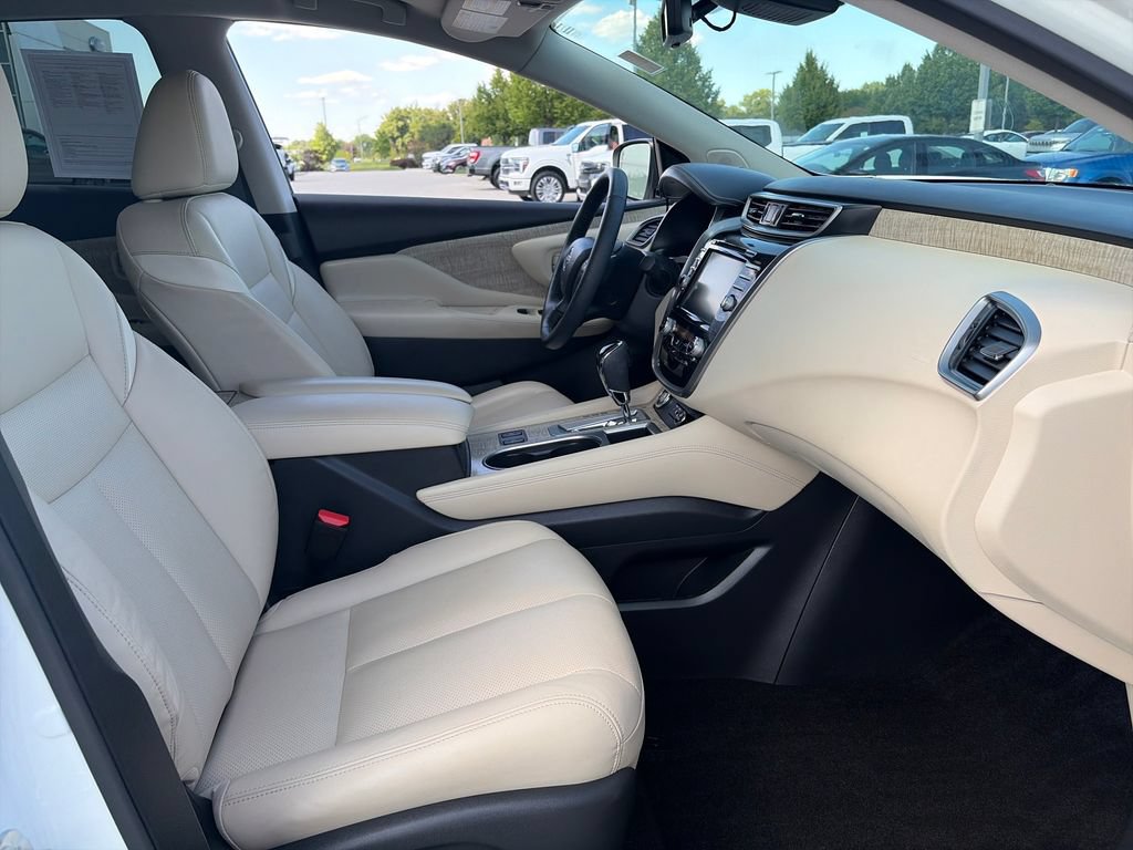 Used 2024 Nissan Murano SL AWD/4WD image 12