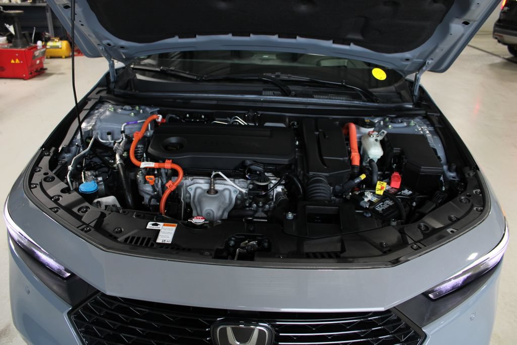 Used 2023 Honda Accord Touring image 8
