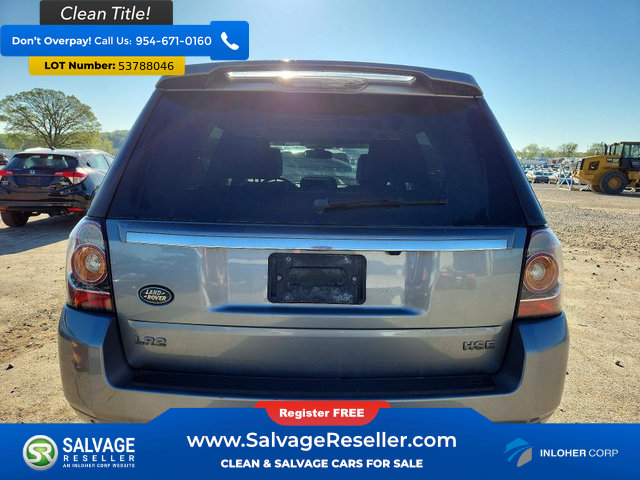 Used 2014 Land Rover LR2 AWD/4WD image 8