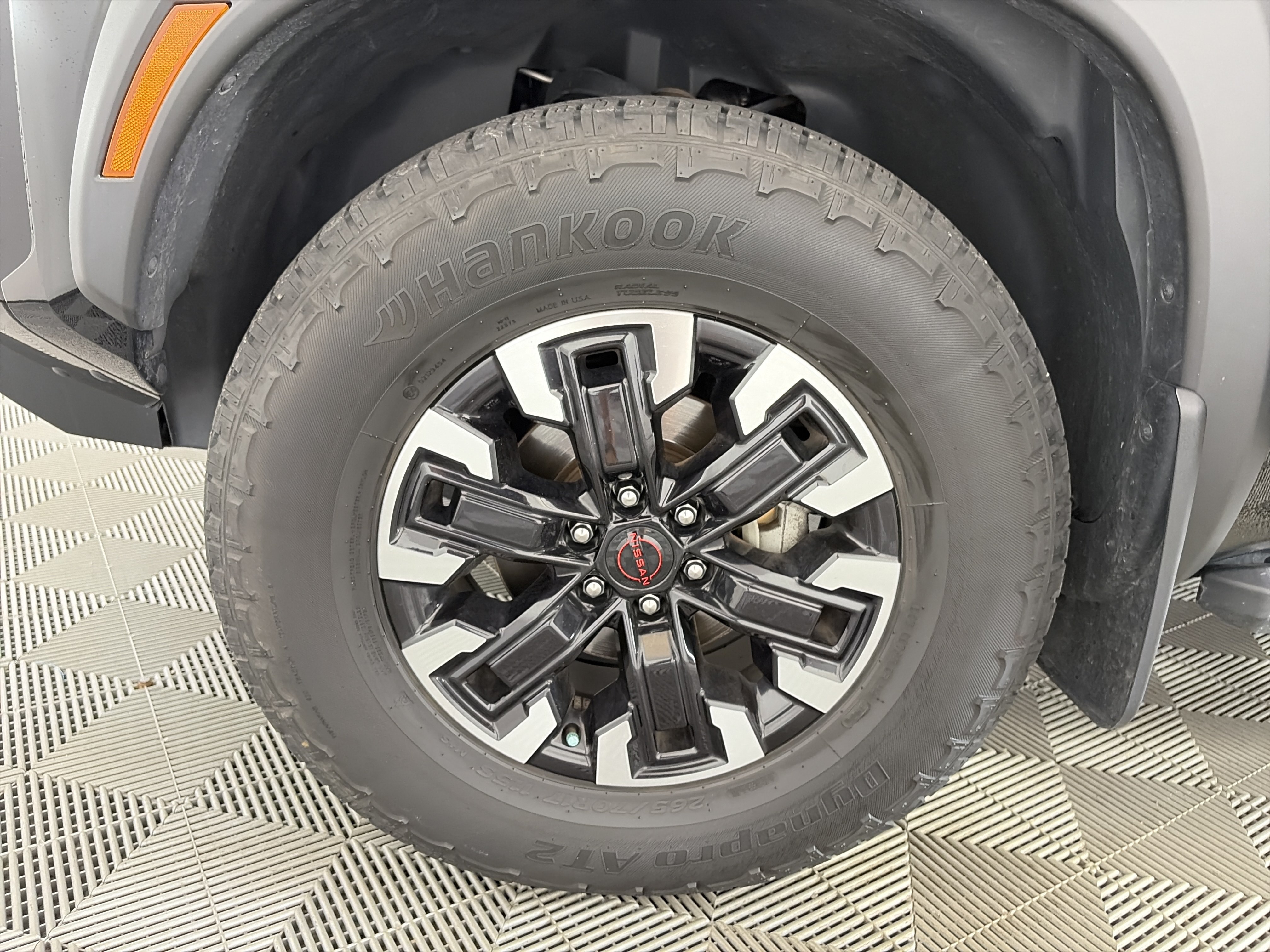 Used 2023 Nissan Frontier PRO-4X w/ Pro Convenience Package AWD/4WD image 13