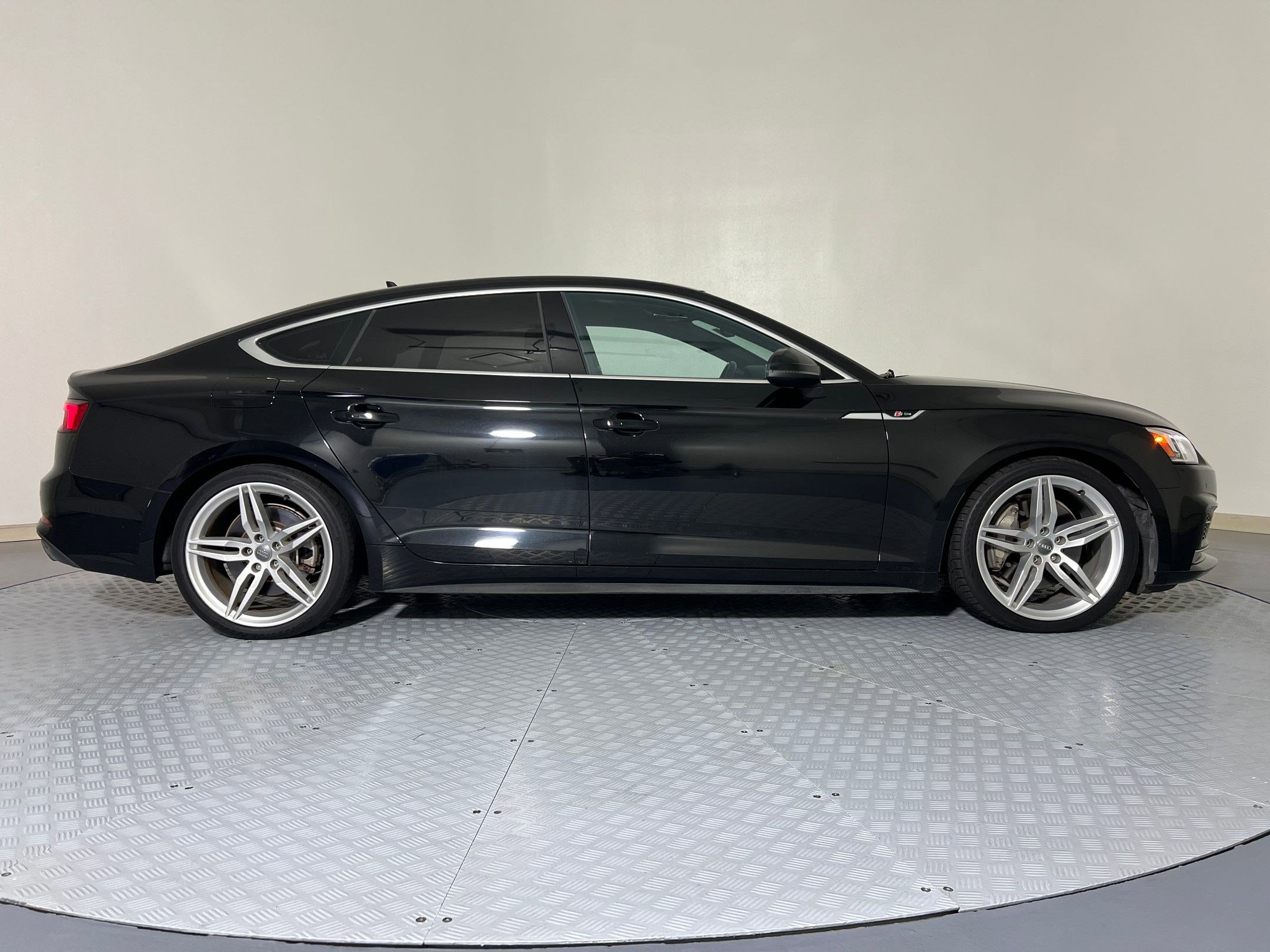 Used 2018 Audi A5 2.0T Premium Plus w/ Premium Plus image 8