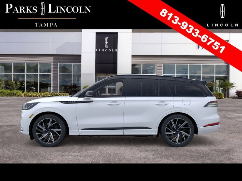 New 2026 Lincoln Aviator Black Label w/ Black Label Special Edition AWD/4WD image 3
