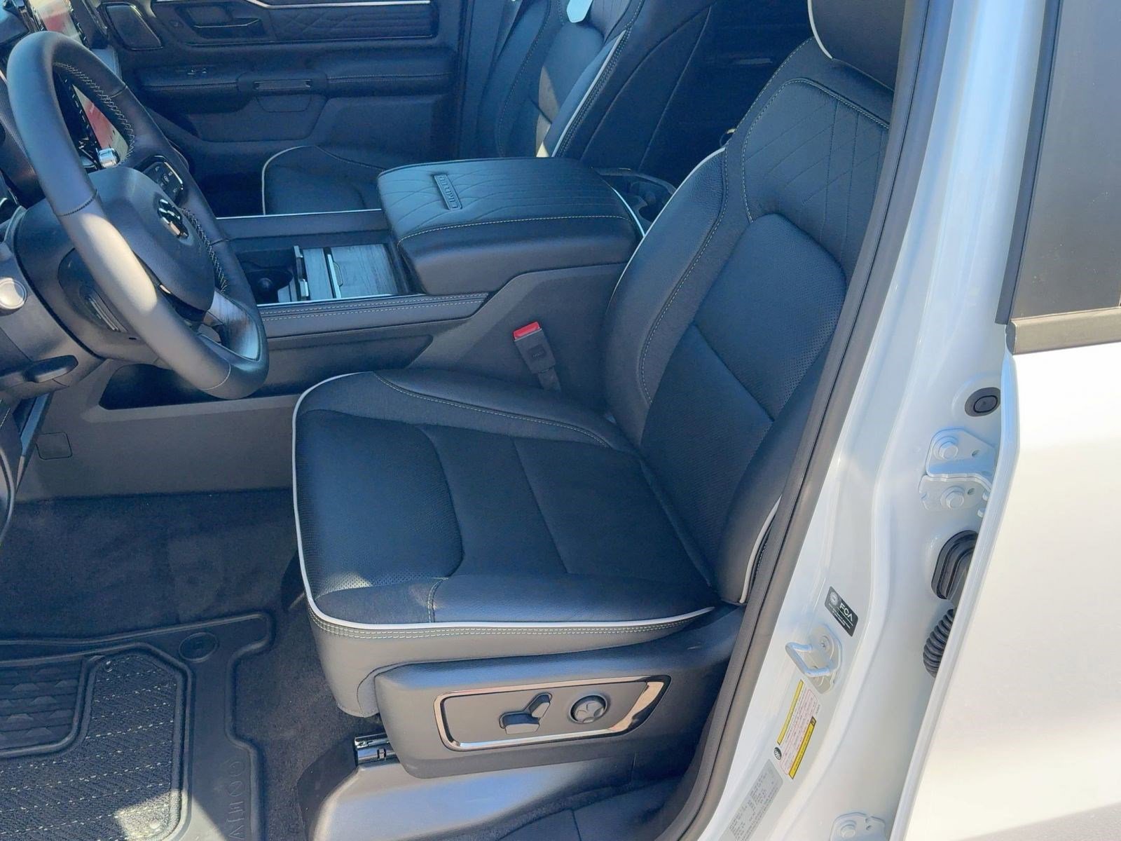 New 2026 RAM 1500 Limited image 4