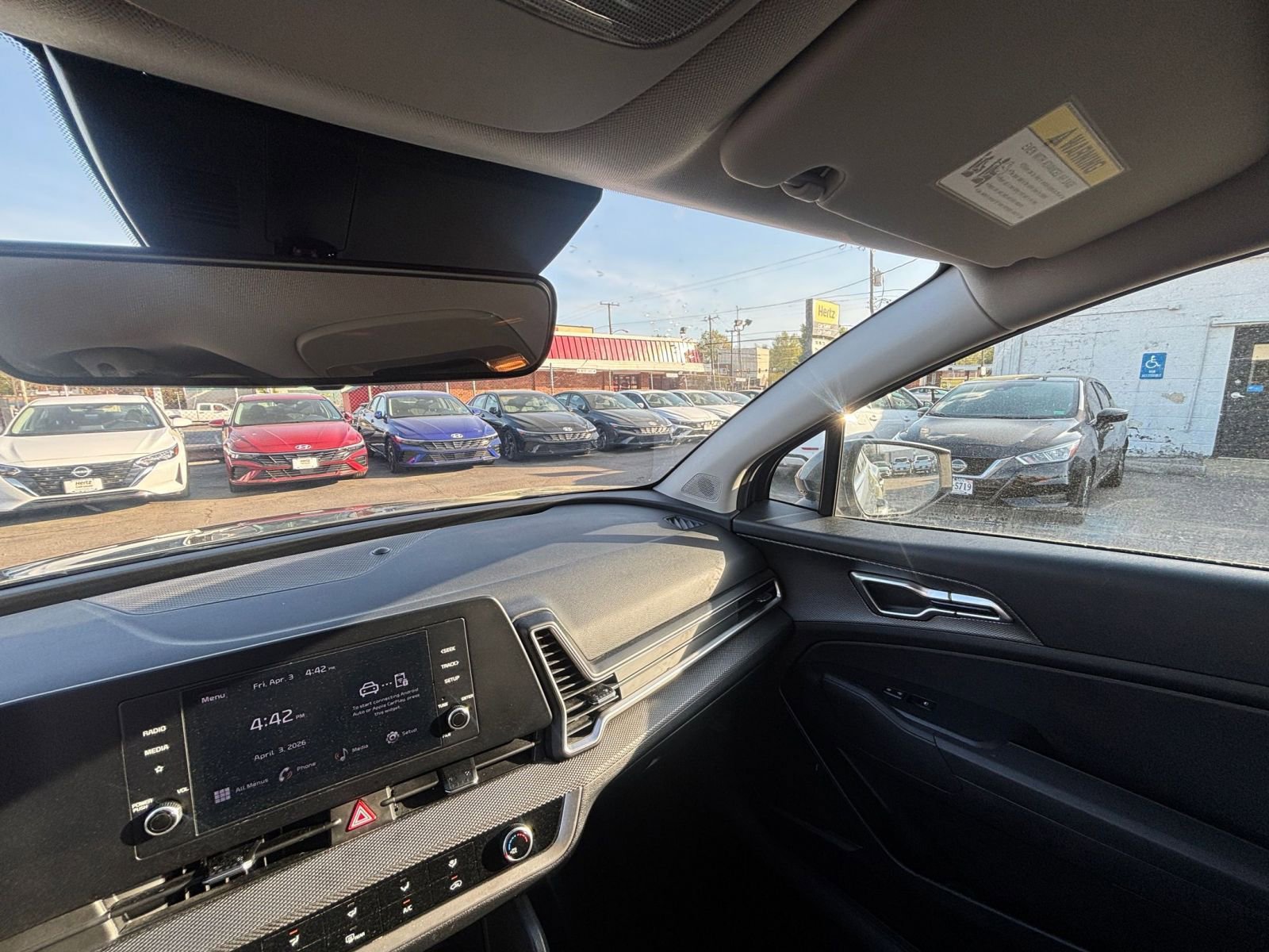 Used 2024 Kia Sportage LX FWD image 35