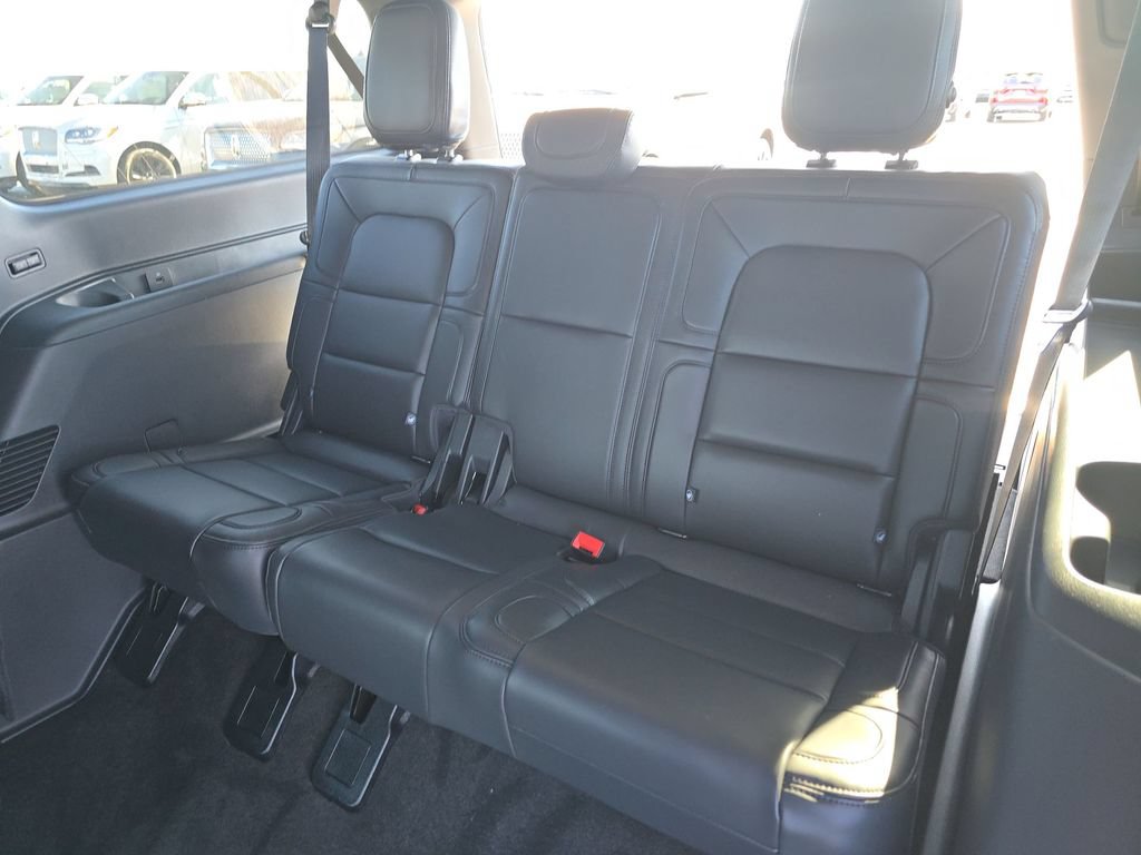 Used 2024 Lincoln Navigator L Reserve AWD/4WD image 24