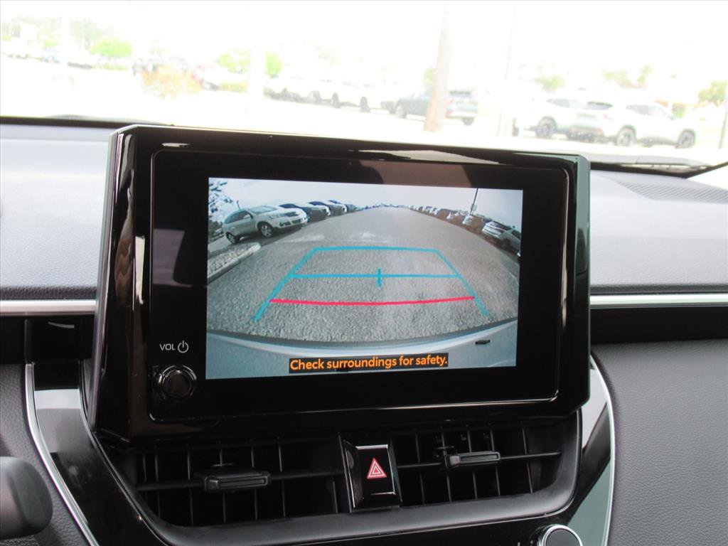 Used 2024 Toyota Corolla Cross LE image 24
