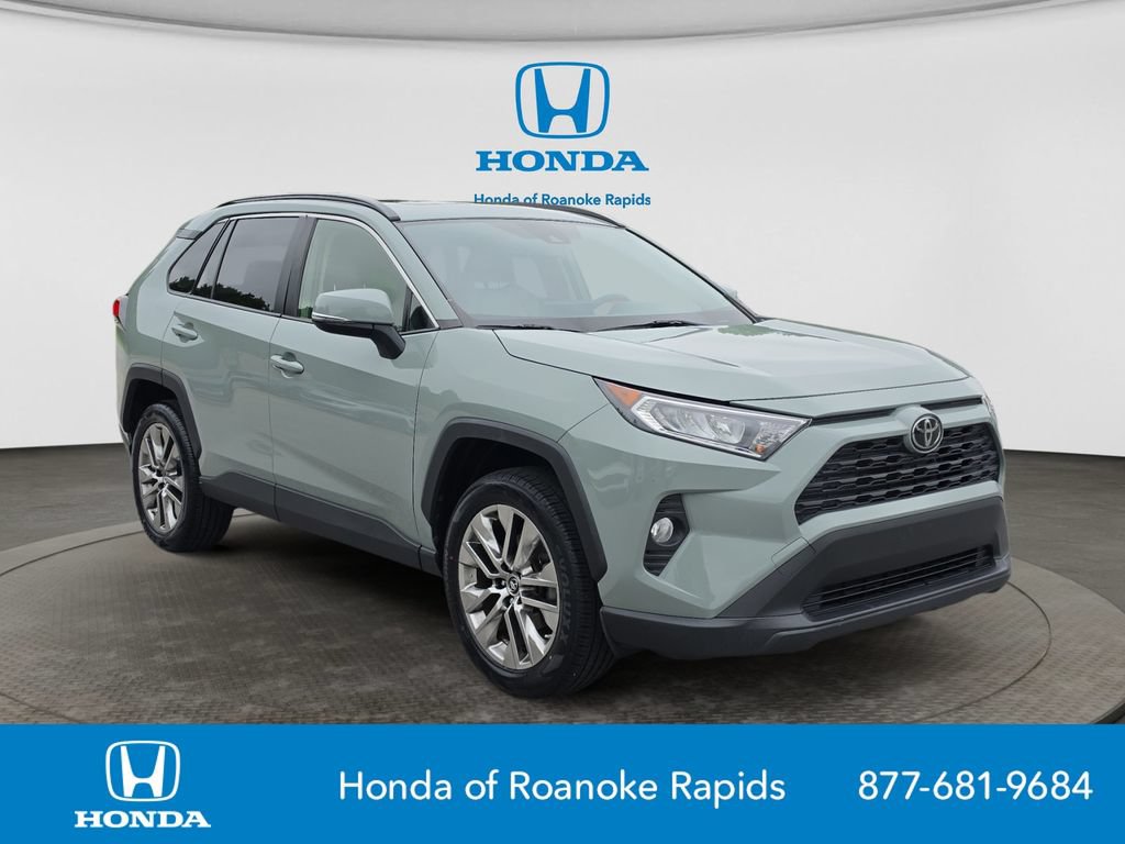 Used 2019 Toyota RAV4 XLE Premium FWD image 7