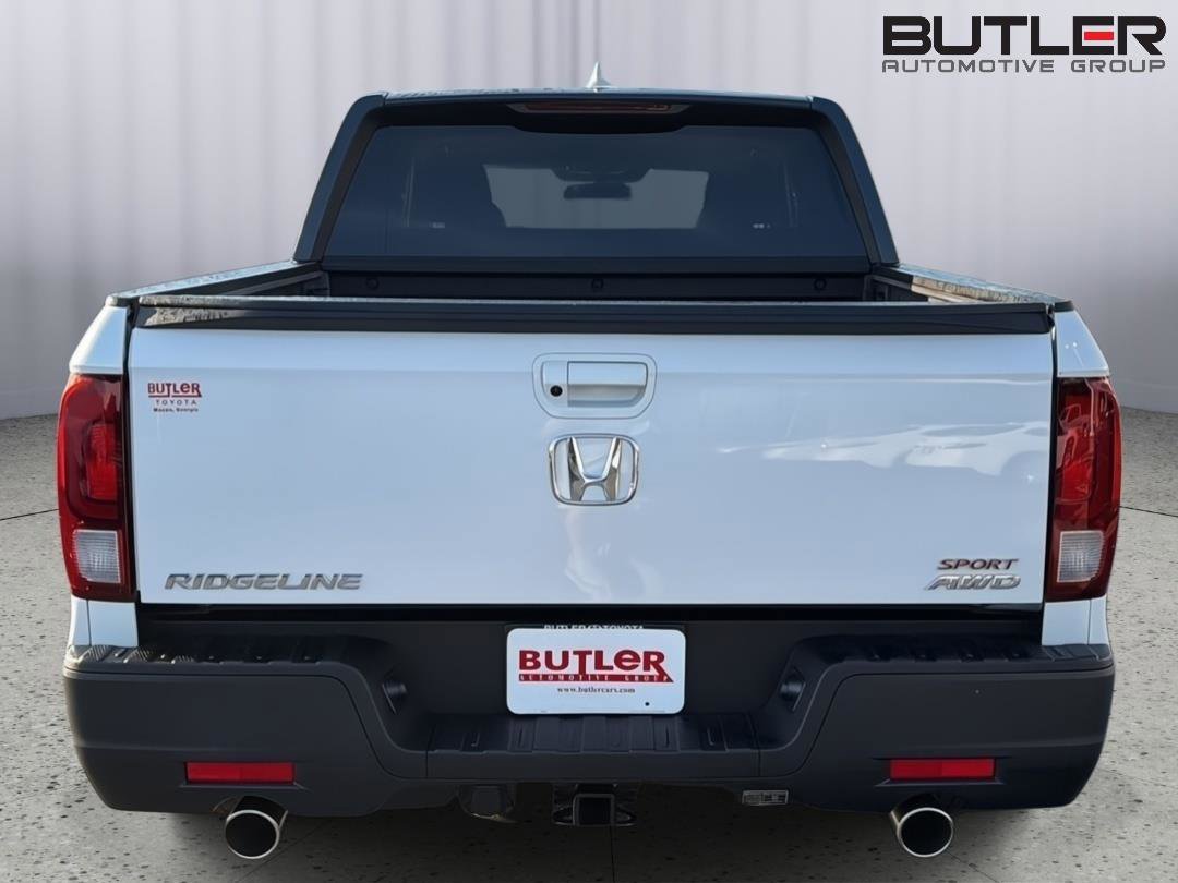 Used 2023 Honda Ridgeline Sport image 5