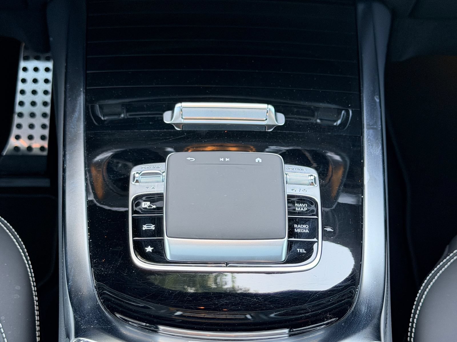 Certified 2025 Mercedes-Benz G 63 AMG 4MATIC image 25