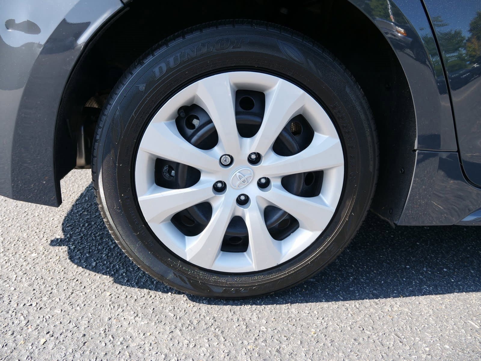 Used 2024 Toyota Corolla LE image 11