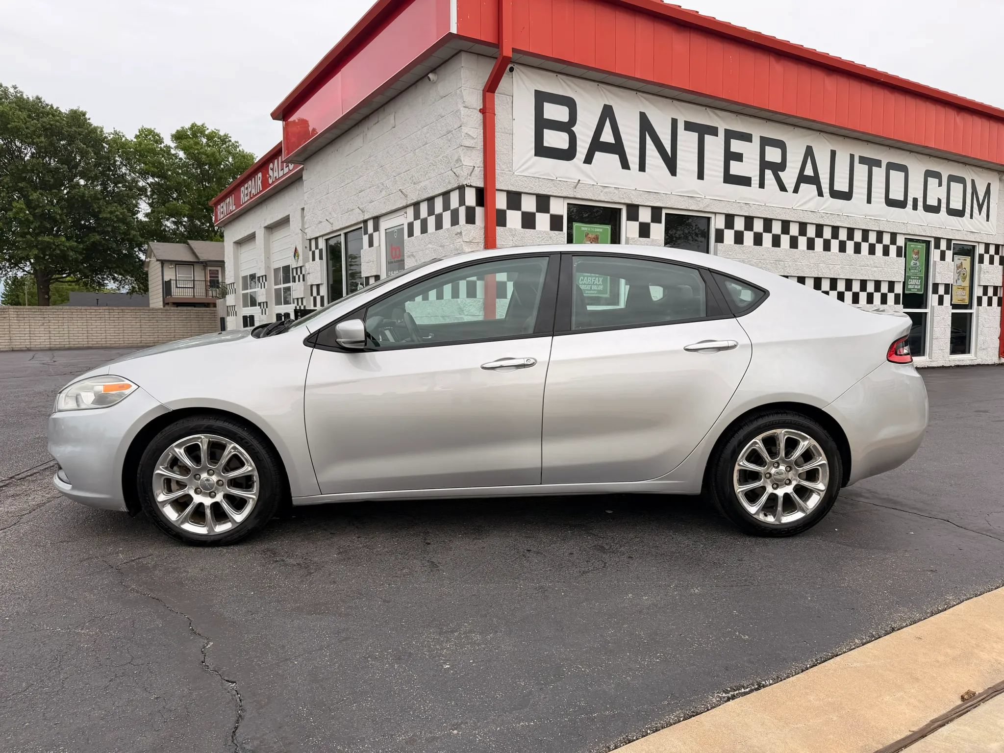 Used 2013 Dodge Dart Limited w/ Premium Group FWD image 2