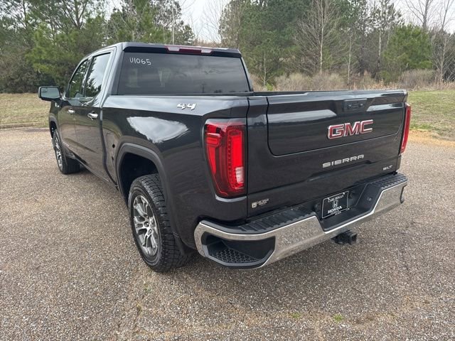 Used 2025 GMC Sierra 1500 SLT image 4