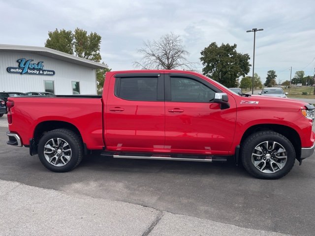 Used 2024 Chevrolet Silverado 1500 LT image 5