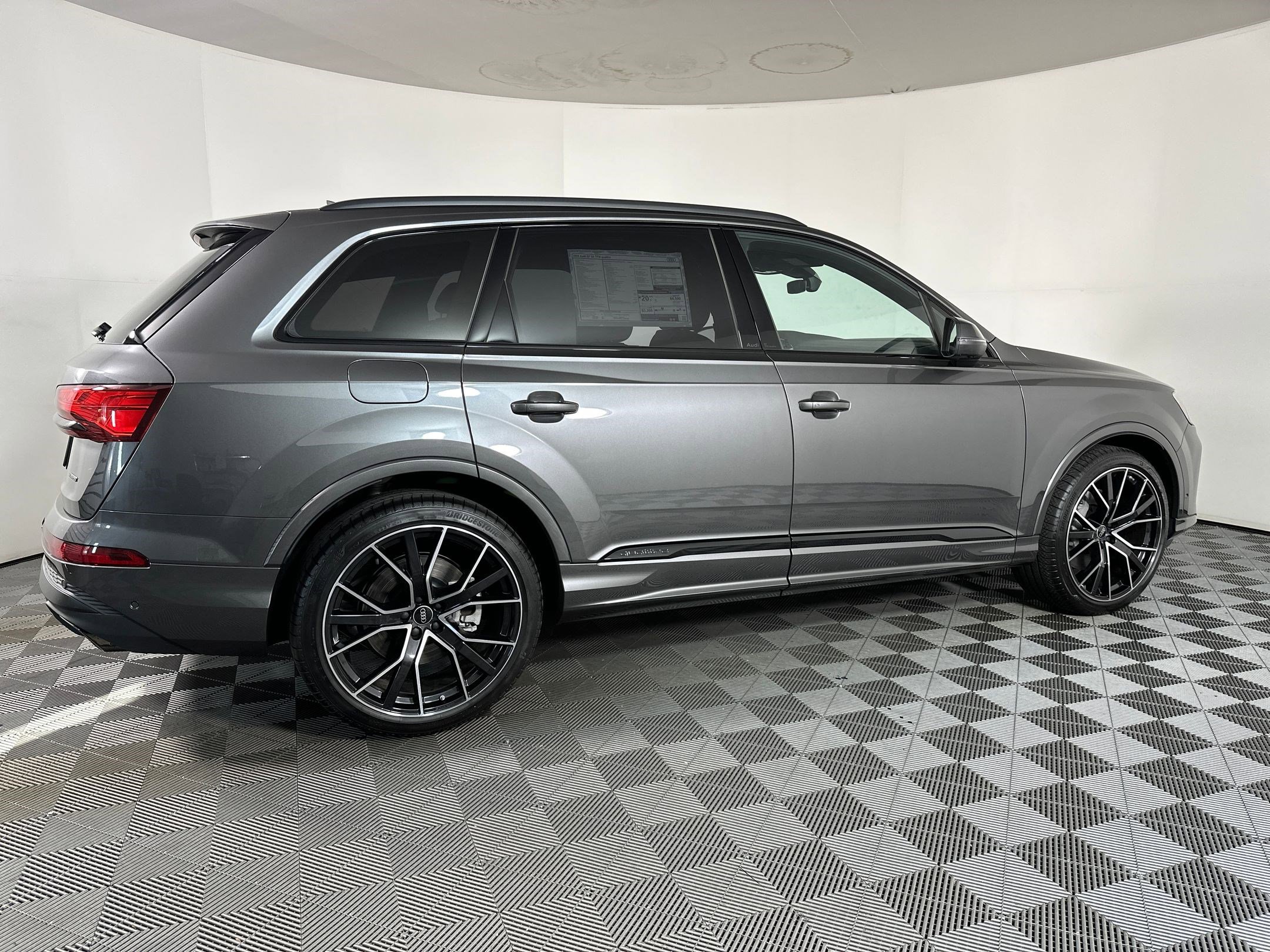 New 2025 Audi Q7 3.0T Premium Plus image 7