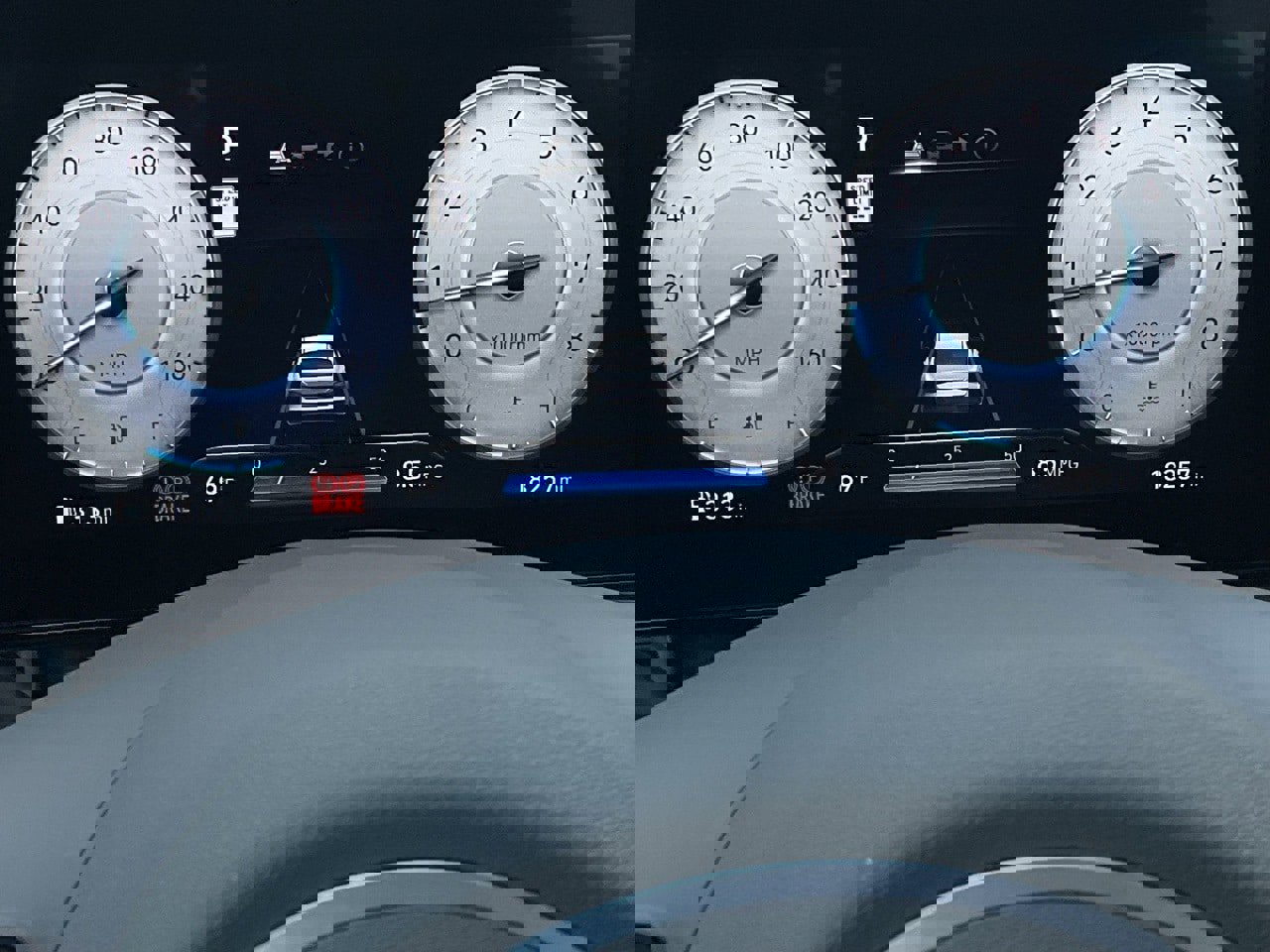 Used 2025 Hyundai Elantra SEL image 21