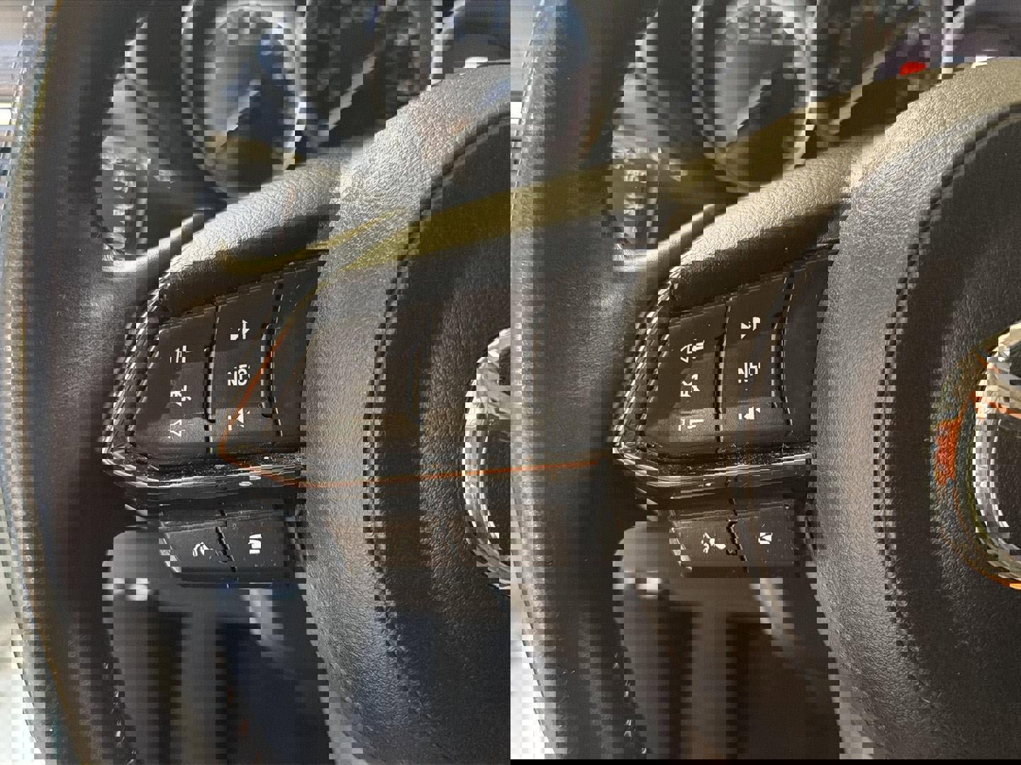 Used 2021 MAZDA CX-5 Touring image 18