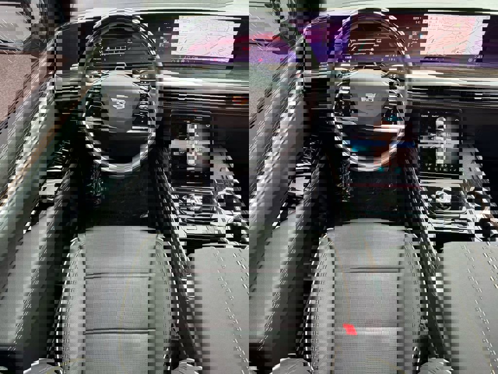 Certified 2025 Cadillac Escalade Premium Luxury w/ Touring Package image 15