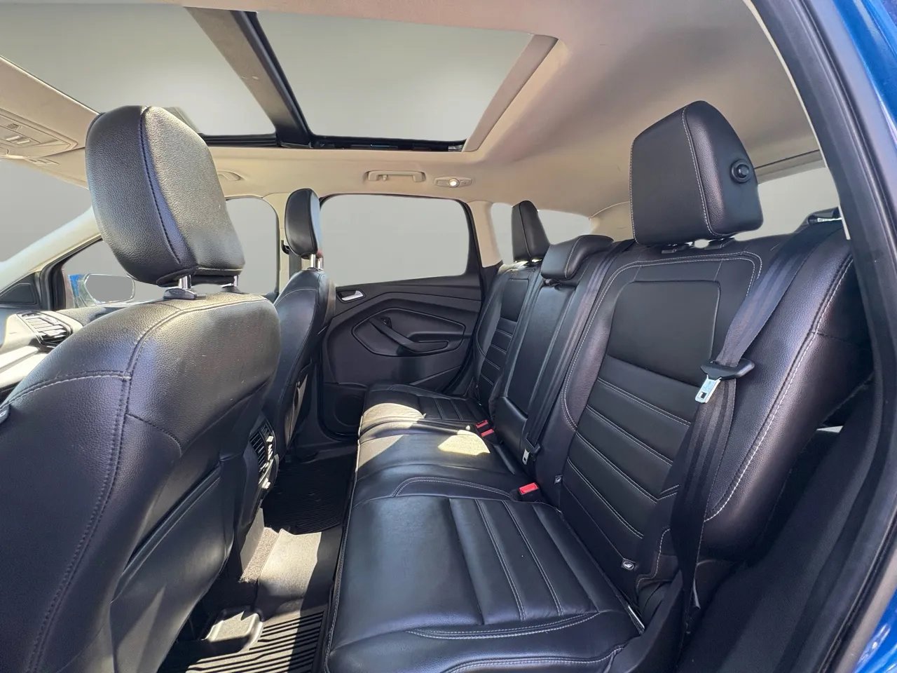 Used 2018 Ford Escape SEL w/ Ford Safe & Smart Package image 35