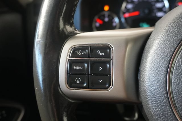 Used 2012 Jeep Liberty Limited Jet w/ Comfort/Convenience Group AWD/4WD image 15