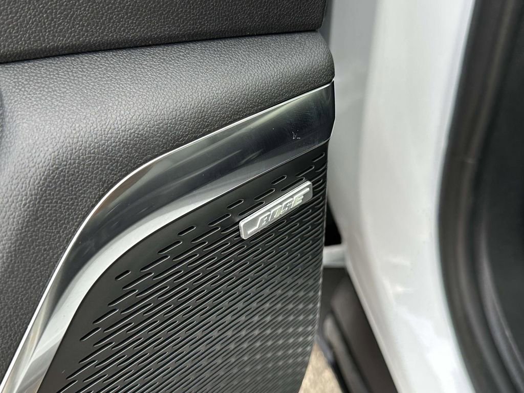 Certified 2024 GMC Acadia Elevation w/ Luxury Package image 20